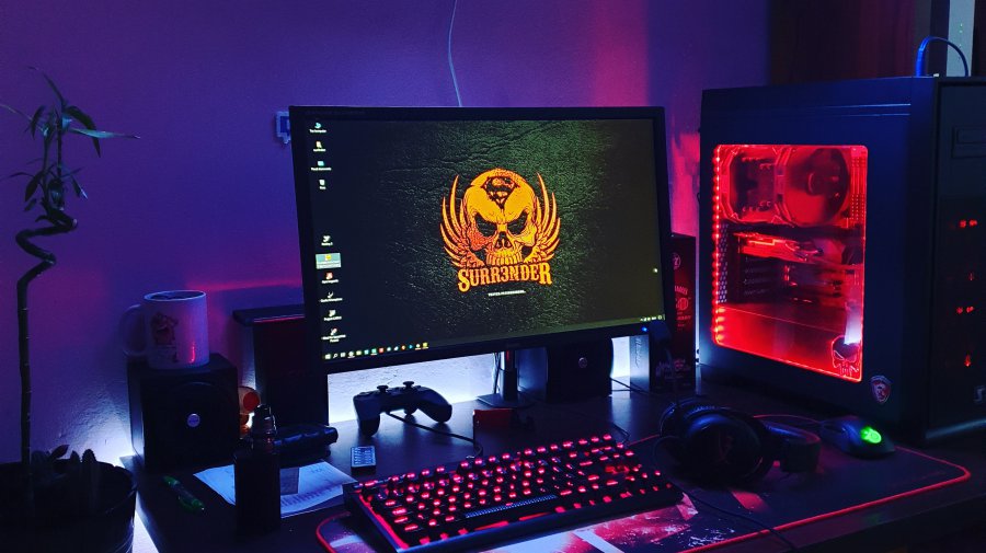 surr3nderrr - Surr3Nderr